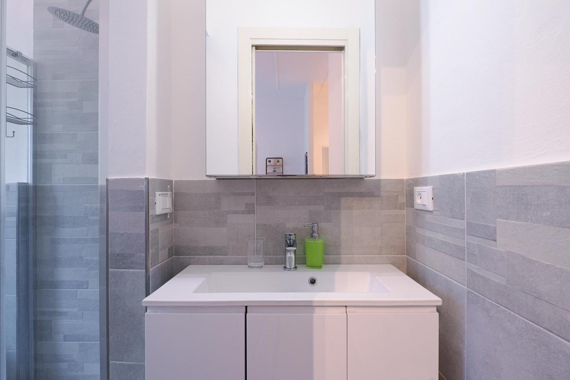 Primopiano - Promessi Sposi Apartment มิลาน ภายนอก รูปภาพ