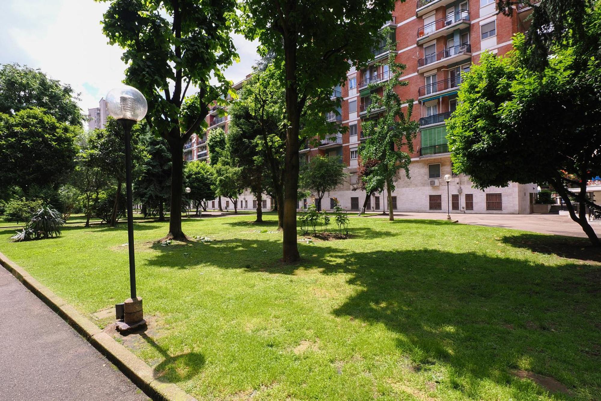 Primopiano - Promessi Sposi Apartment มิลาน ภายนอก รูปภาพ